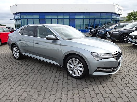 SKODA Superb for leasing and sale on Ayvens